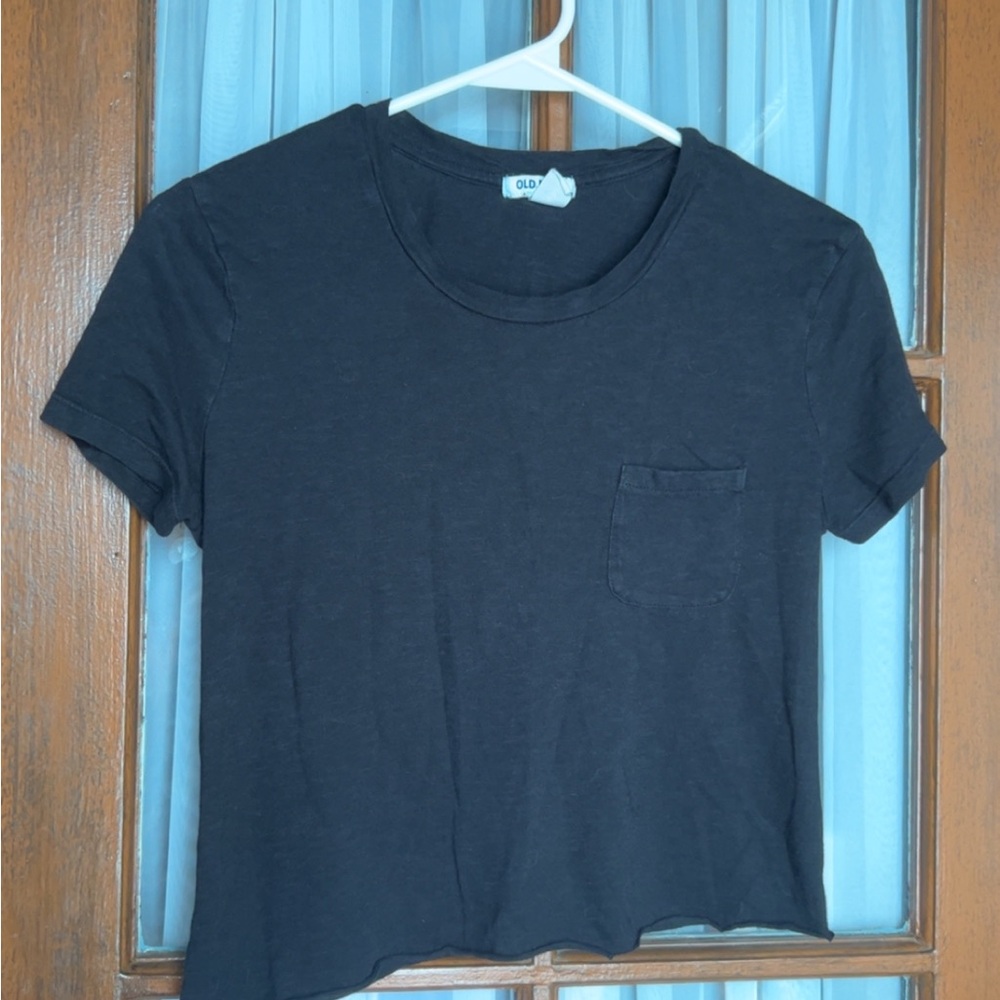 Old Navy Black Crop Tee with Chest Pocket
